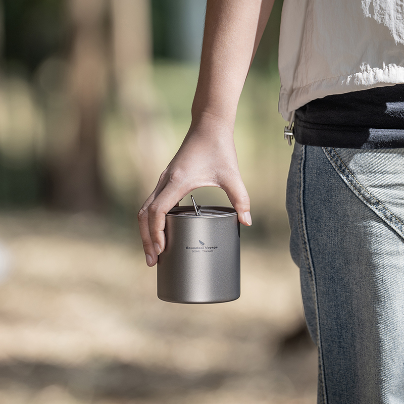 Tazze a doppia parete in titan - Camping Cooking Mug recensione e prezzo